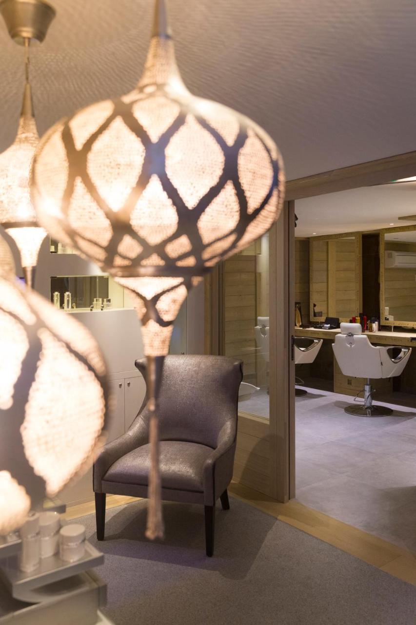 Hotel Le K2 Altitude Courchevel Bagian luar foto